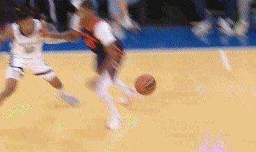 kaiyun-三双+360°上篮关键球 莫兰特：麦迪逊是我的游乐场